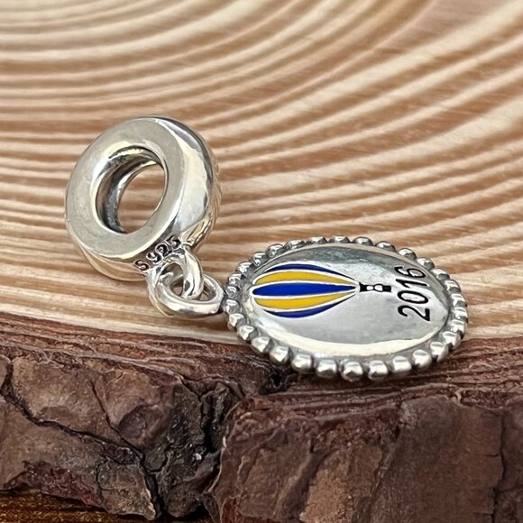 Pandora 2016 World Hot Air Balloon Exclusive Dangle Charm Pendant S925 Sterling - Picture 2 of 3